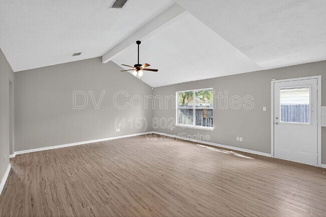 Building Photo - 16350 Many Trees Ln