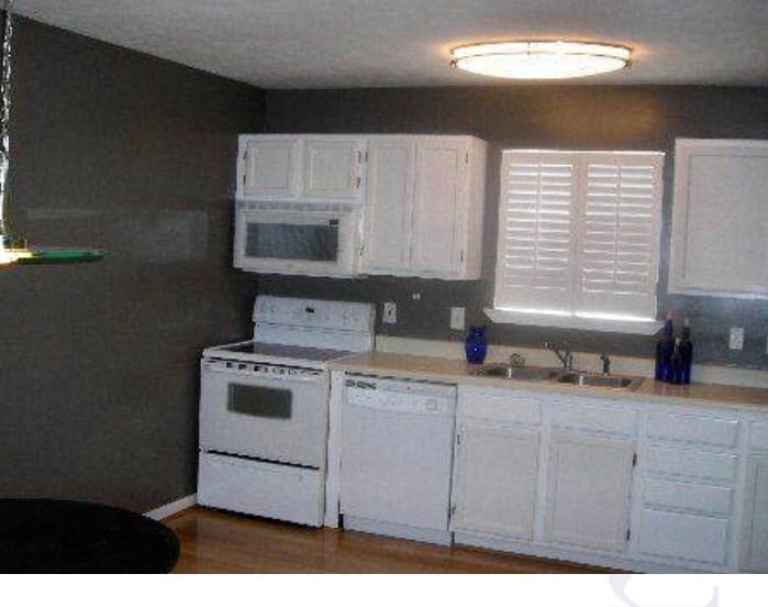 Building Photo - 4156 Pleasant Colony Dr