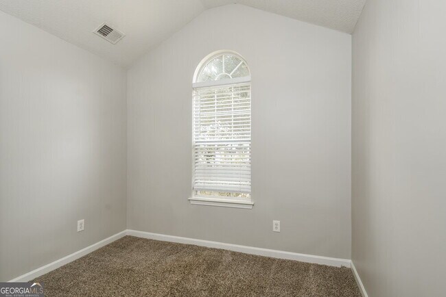 Building Photo - 3209 Lower Creek Dr