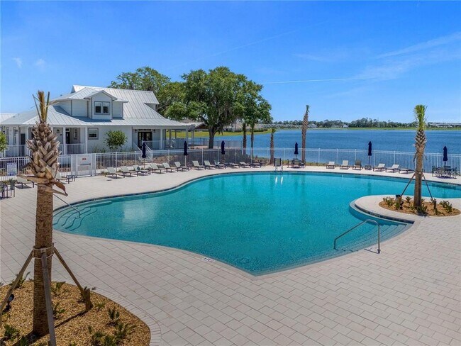 Building Photo - 5649 Fiona Ln