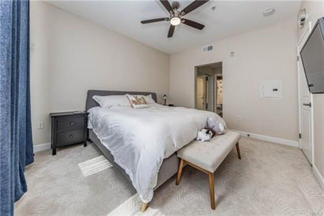 Building Photo - COMING SOON! Resort Style 2BR Condo with F...