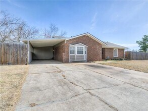 Building Photo - Corner-Lot Charmer Near Tinker AFB | Solar...