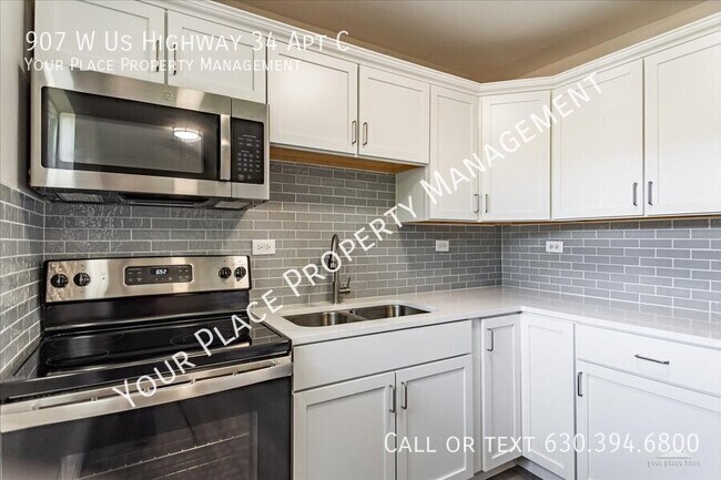 Building Photo - 907 W Us Highway 34 Apt C-