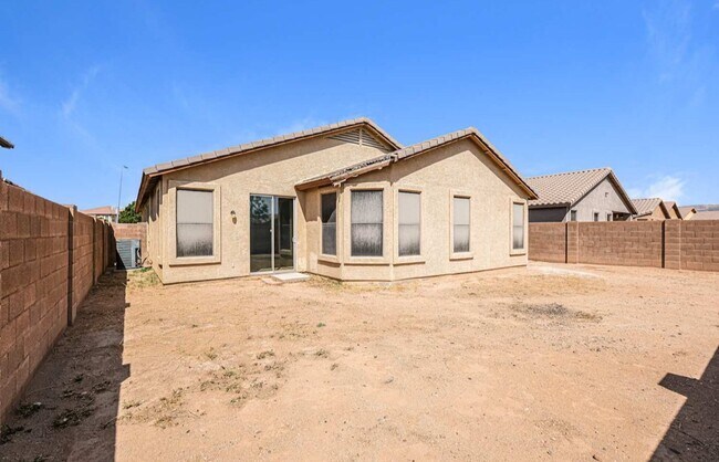 Building Photo - 6824 S 30th Dr