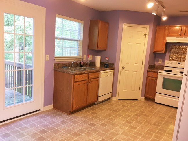 Building Photo - 10 Dunlevy Way