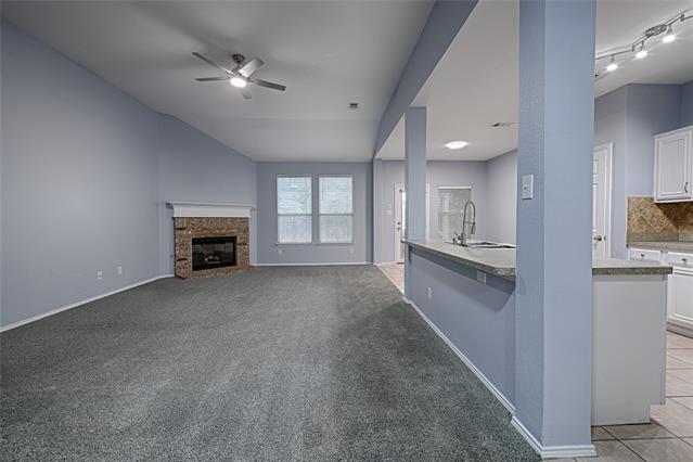 Building Photo - 502 Hickory Ln