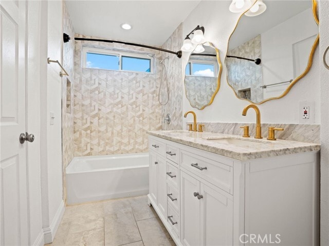 Building Photo - 39580 Medina Ct