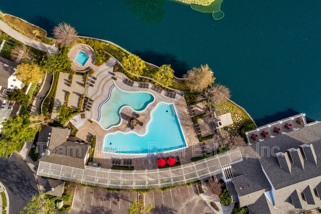 Building Photo - 27007 Edgewater Lnr