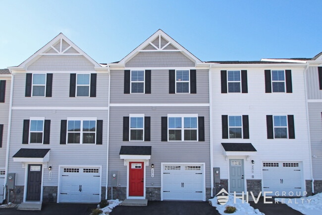 Building Photo - A Hidden Gem Surrounded by Trees