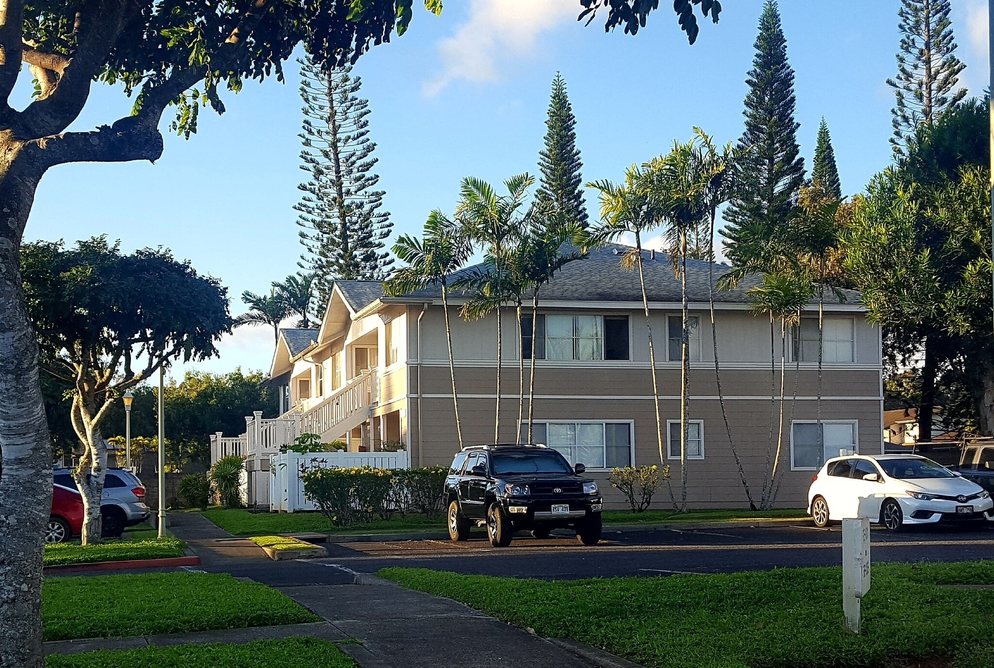 2 Reserved Parking - 95-1001 Kaapeha St