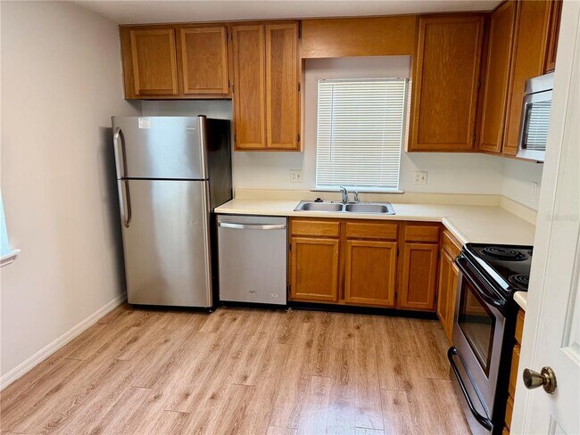 Building Photo - 4316 Clubside Dr