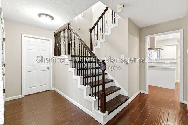 Building Photo - 6307 Jadecrest Dr