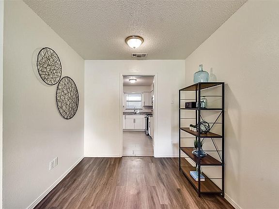 Building Photo - 8209 Ferguson Rd