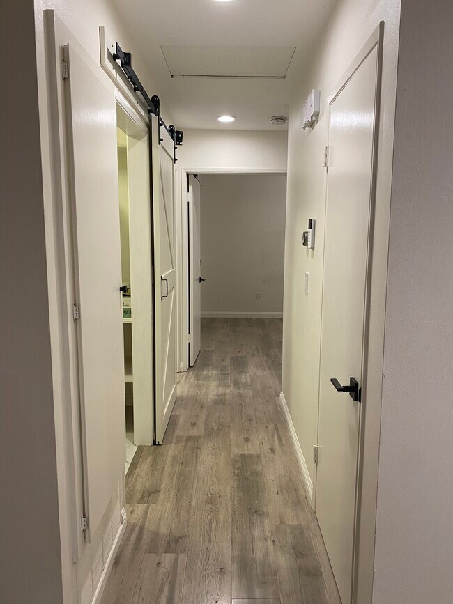 Building Photo - 16872 Cod Cir