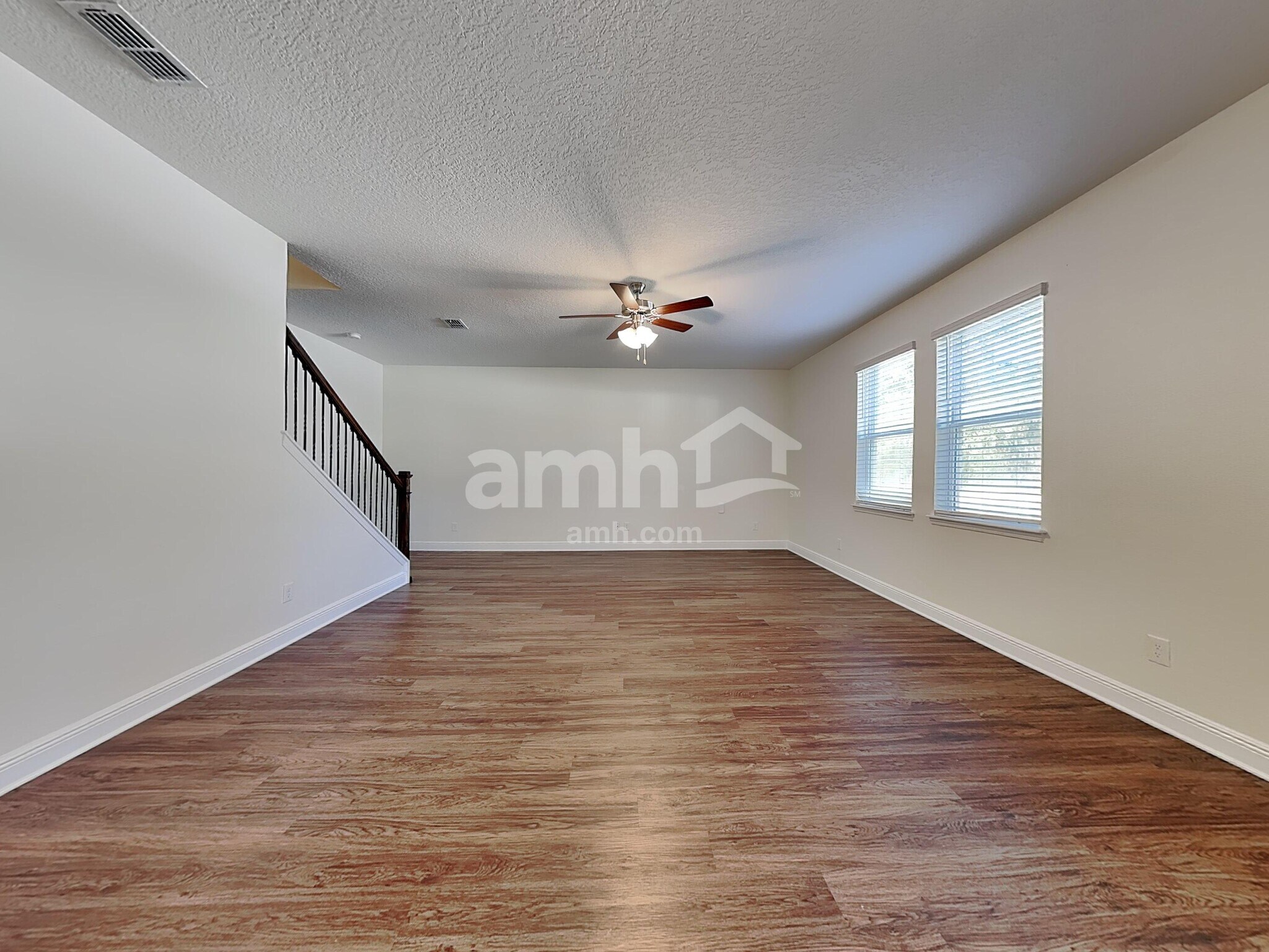 Building Photo - 719 Zarabrooke Ct