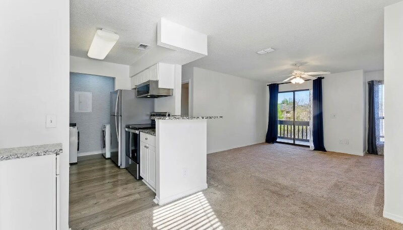 Building Photo - 10200 Belle Rive Blvd