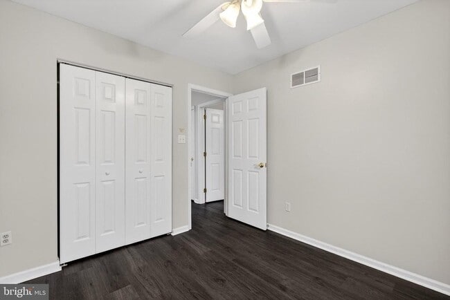 Building Photo - 613 Candlestick Ln