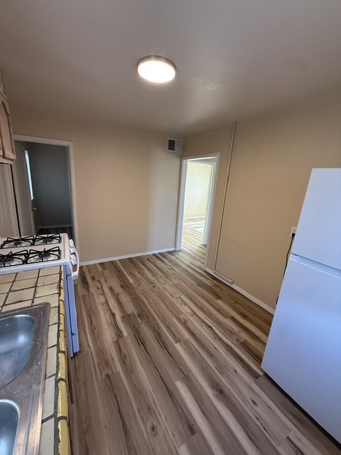 Building Photo - Townhome For Rent