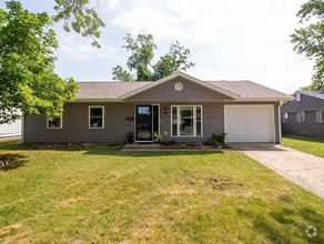 Building Photo - 3021 Chinook Ln