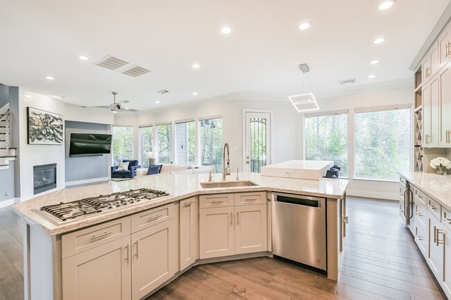 Building Photo - 12636 Briar Patch Dr