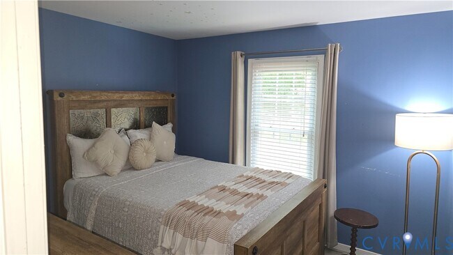 Building Photo - 5421 Pleasant Grove Ln