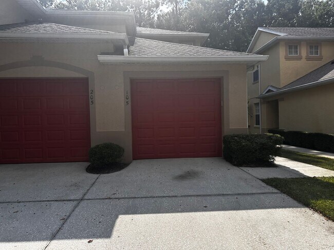 Building Photo - RIVER RUN COACH HOMES CONDO - 3BR/2BA - NE...