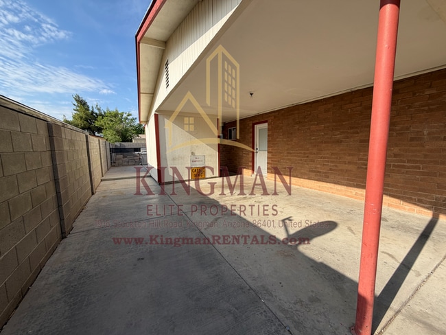 Building Photo - Spacious 3-Bedroom, 2-Bath Home Featuring Fresh Updates Throughout