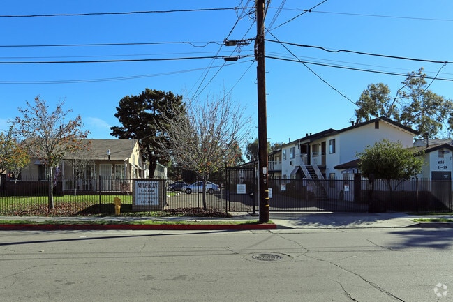 Building Photo - Mark IX Apartments