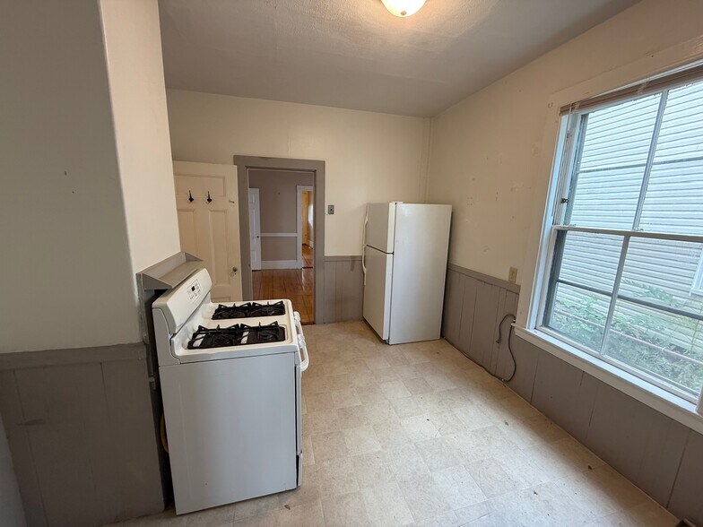Building Photo - 55 Rindge Ave