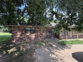 Building Photo - 3905 S Carol Pl