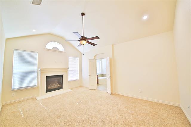 Building Photo - 778 Fall River Dr