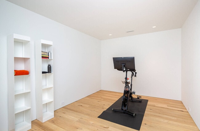 Building Photo - 232 Mitchell Ln