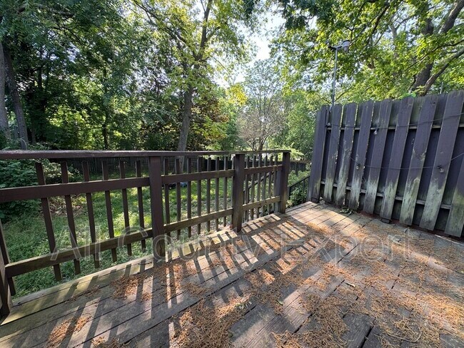 Building Photo - 438 Cherokee Ave SE