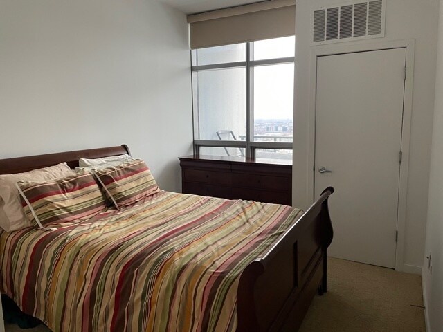 Building Photo - 303 W Ohio St