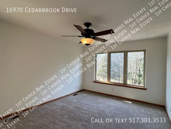 Building Photo - 16970 Cedarbrook Dr