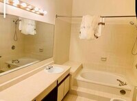 Building Photo - 345 Pembroke Ct