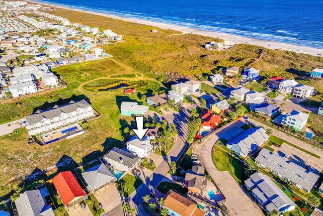 Building Photo - 707 Parkplace-SI ID1036727P