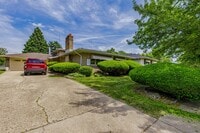 Building Photo - 1317 Seeley Ave