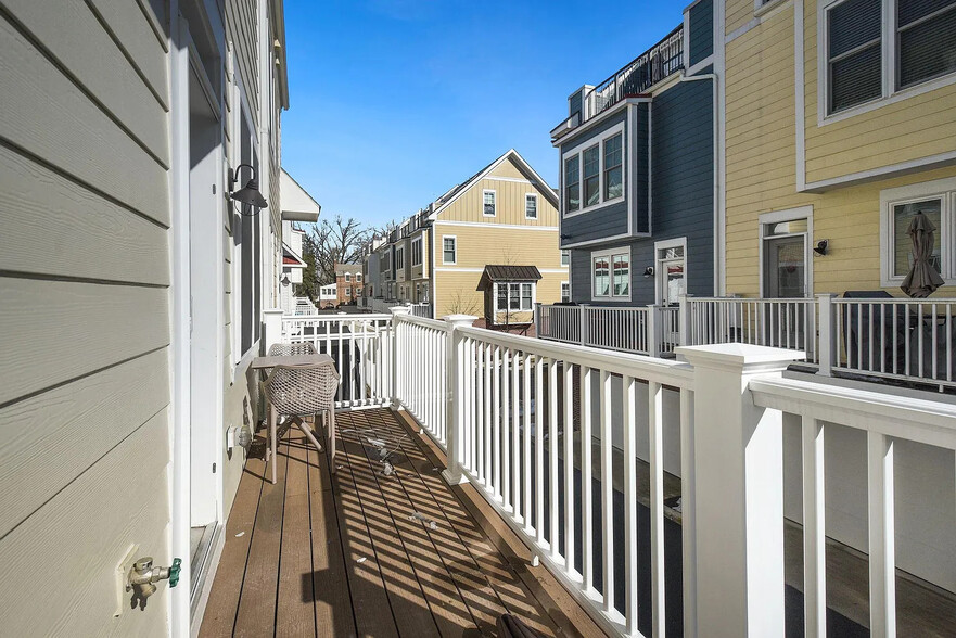Deck - 70 Ellsworth Heights St