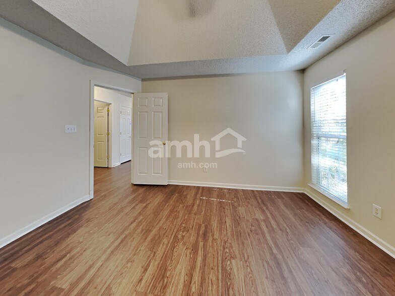 Building Photo - 12528 Cardinal Point Rd