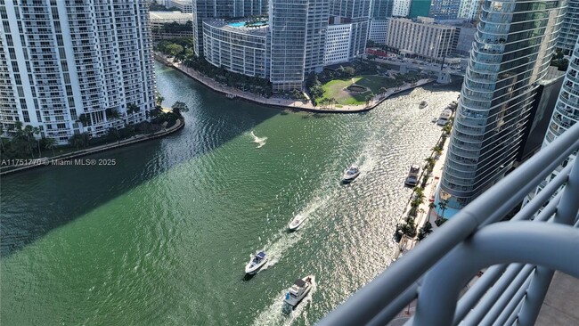 Building Photo - 325 S Biscayne Blvd
