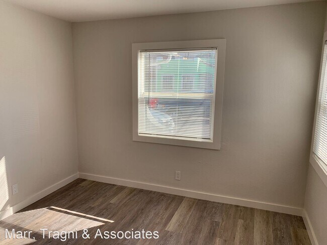 Building Photo - 1 br, 1 bath House - 5848 Kingsley Circle