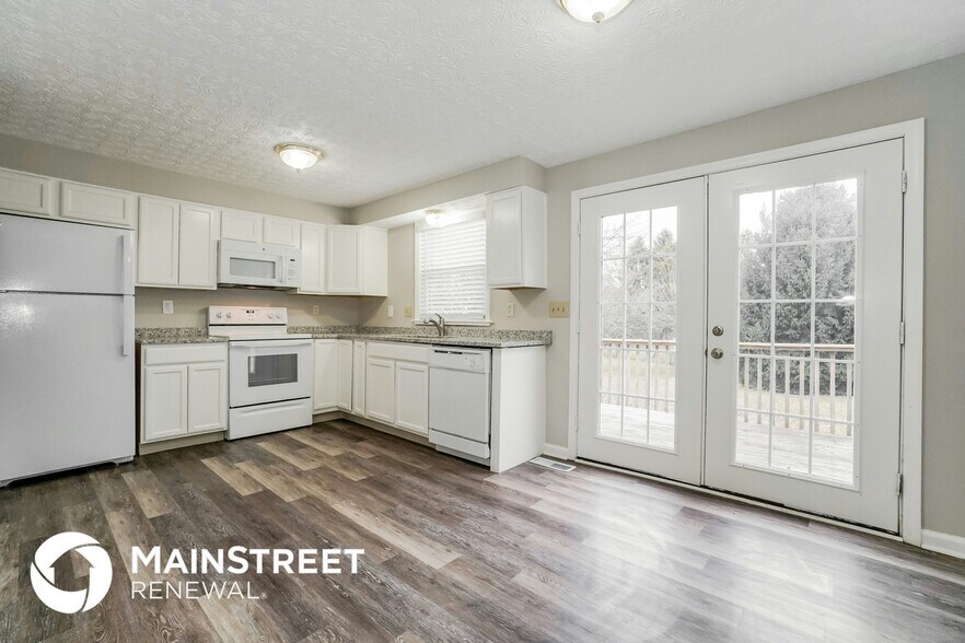 Building Photo - 6976 Endsleigh Dr