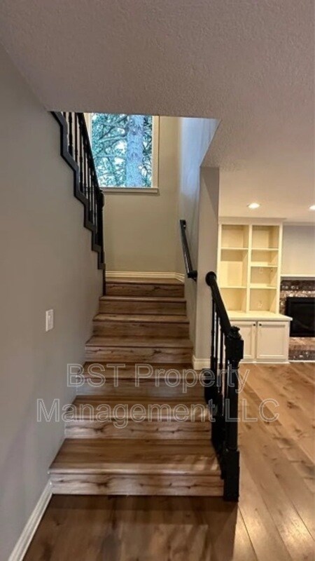Building Photo - 25130 Rancho Lobo Ct