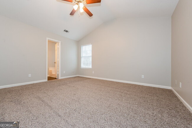 Building Photo - 338 Brookside Dr
