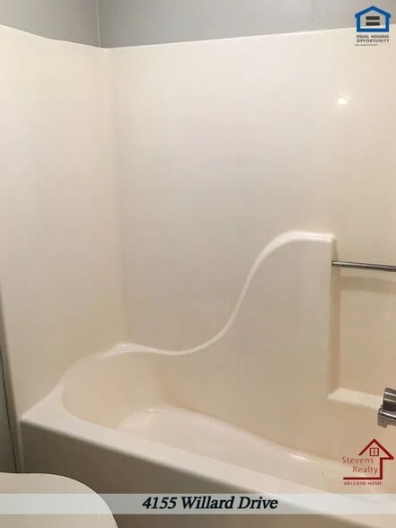 Building Photo - 4155 Willard Dr