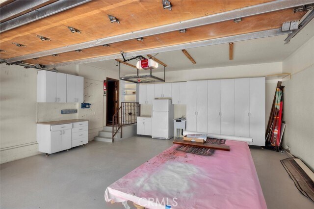 Building Photo - 3208 Walnut Ave
