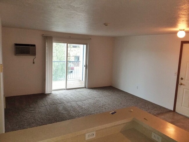 Building Photo - Cyprus Pointe Apartments