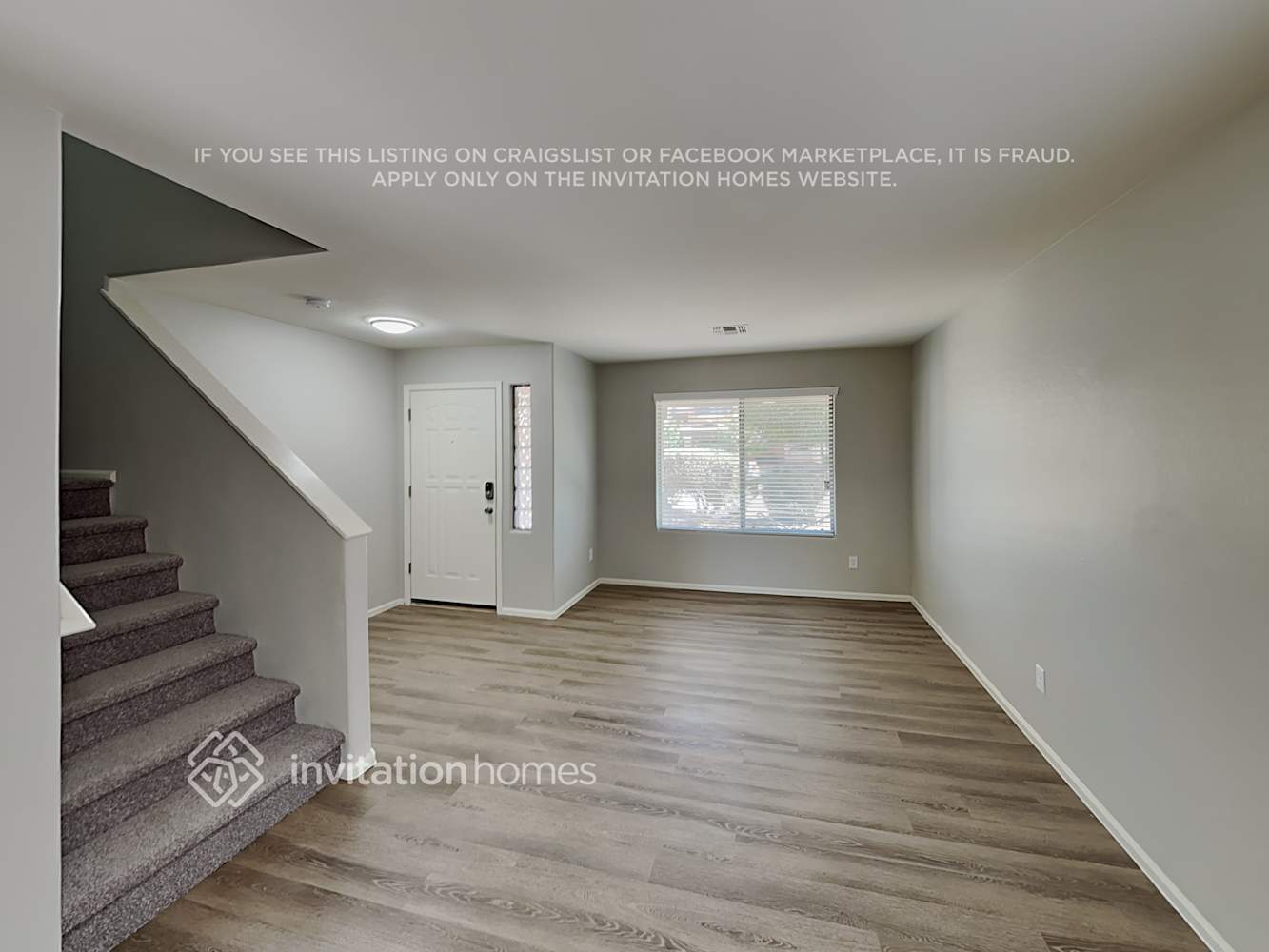 Building Photo - 1236 W Jersey Way