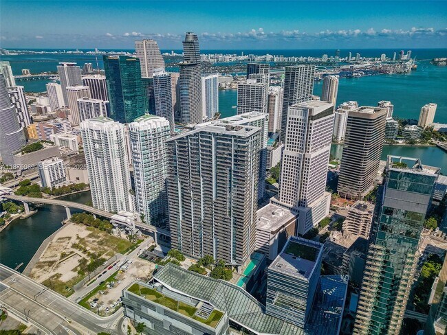 Building Photo - 68 SE 6th St